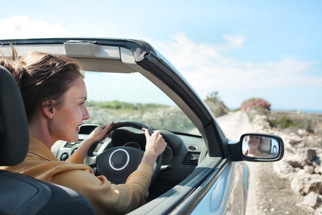 Cheap Car Insurance Quotes for Young Female Drivers: Top 4 Companies